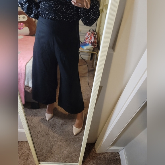 ZARA Black Capris Pants - Picture 4 of 7